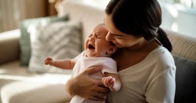 Como Aliviar Cólica de Bebê Recém Nascido de Forma Natural e Eficaz